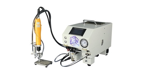 自動(dòng)螺絲供料器是什么？有什么優(yōu)勢(shì)？-堅(jiān)豐股份