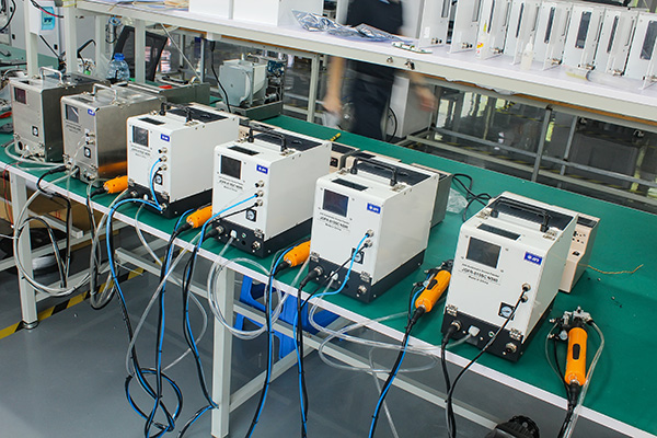 全自動鎖螺絲機(jī)廠家哪家好，選堅(jiān)豐電子